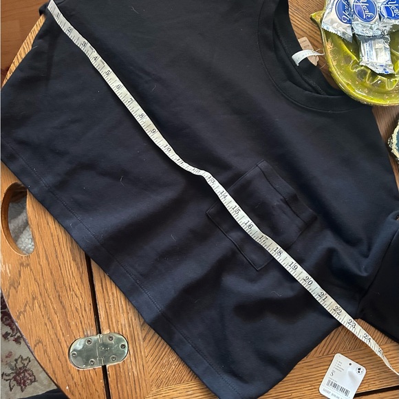 FREE PEOPLE Cropped Black Sweatshirt - Picture 8 of 11